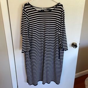 Lands end navy stripe dress